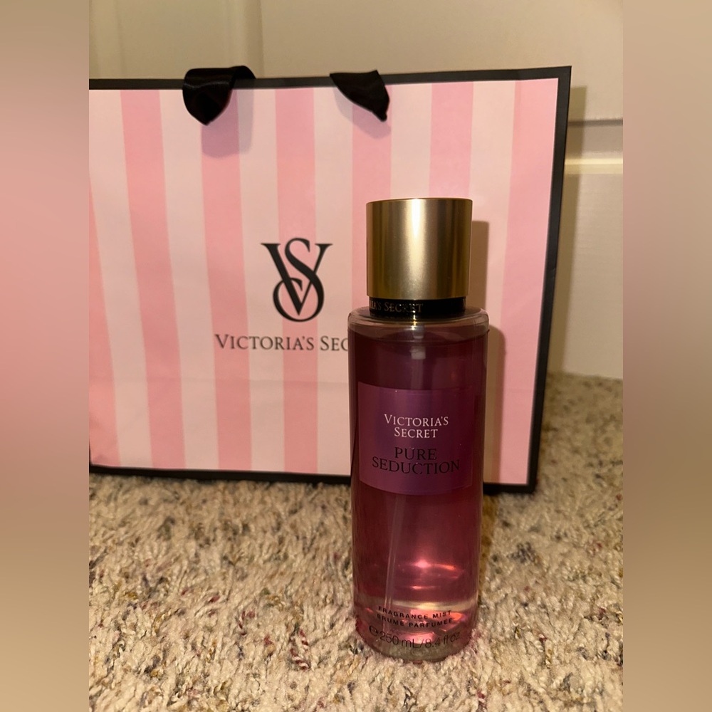 Victoria’s Secret pure seduction 🩷✨🤍